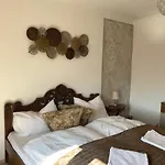 Apartments Let Me In * Portschach am Woerthersee