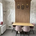 Apartment Apartments Let Me In Portschach am Woerthersee