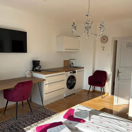 Apartments Let Me In Apartment