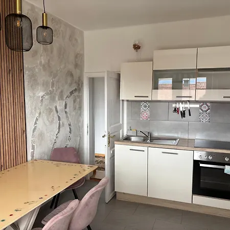 Apartments Let Me In Apartment