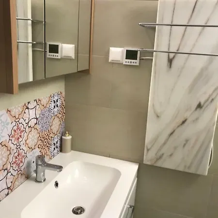 Let Me In * Pörtschach am Wörthersee