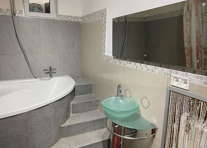 Apartment Apartments Let Me In *