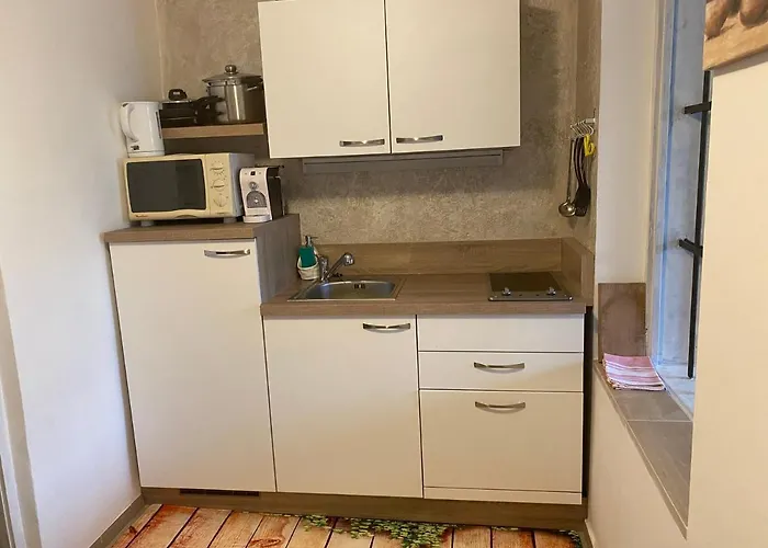 Apartment Apartments Let Me In