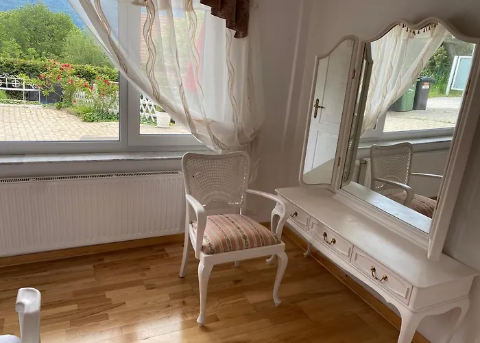 Let Me In 아파트 *