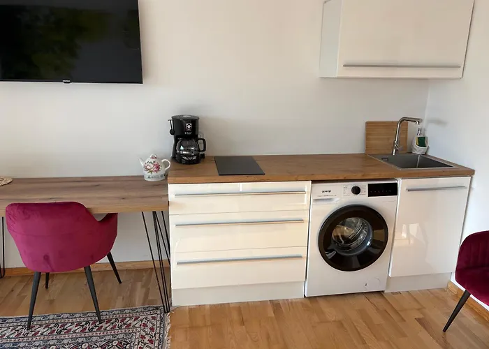 Apartments Let Me In Apartment *