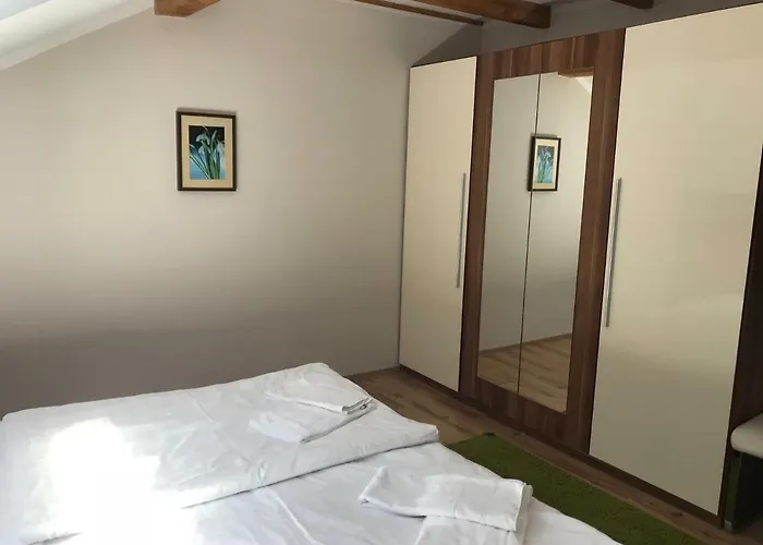 Apartments Let Me In Apartment *